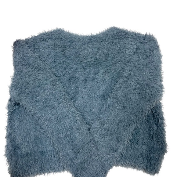 Love Tree Blue Fuzzy Crop Top - Picture 3 of 5